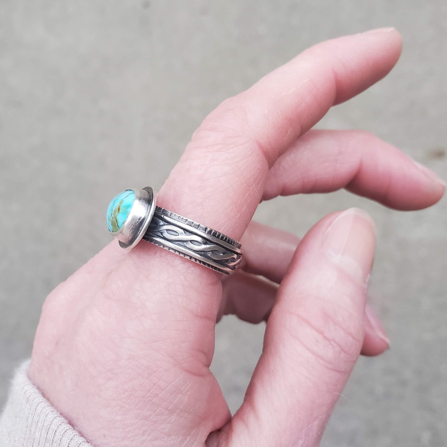 Turquoise Mountain with Decorative Ring Band - Size 10