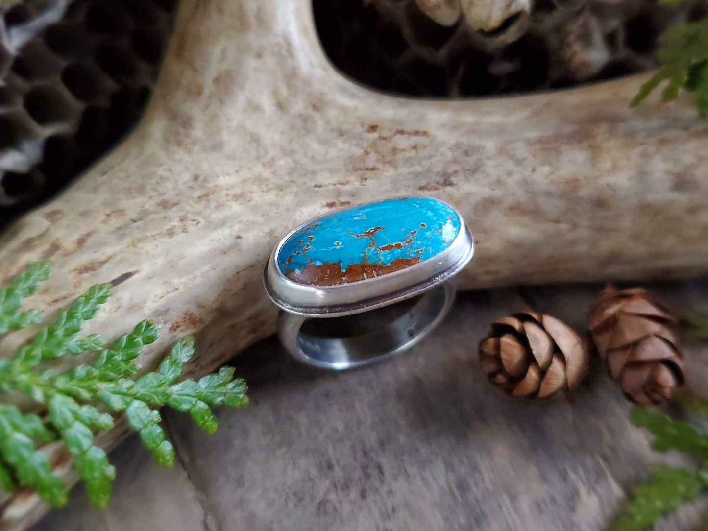 Kingman Turquoise Ring with Textured Band - Size 7.75