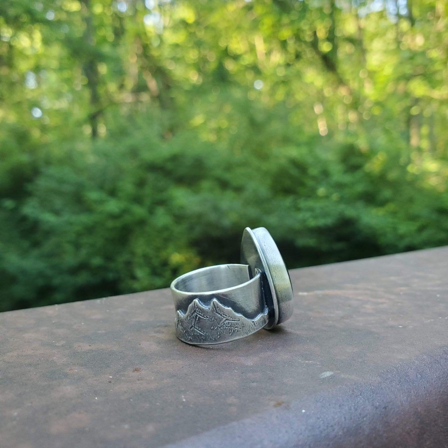 Labradorite Mountain Band Ring - Size 8.5