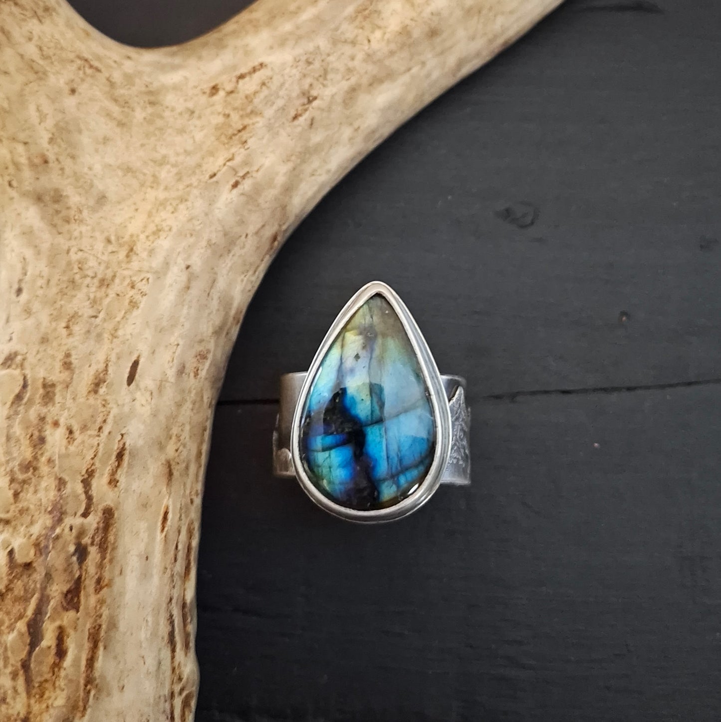 Labradorite Mountain Band Ring - Size 8.5